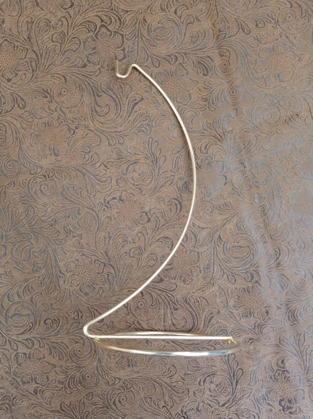 Metal Ornament Suncatcher Display Stand Gold 9 Inch